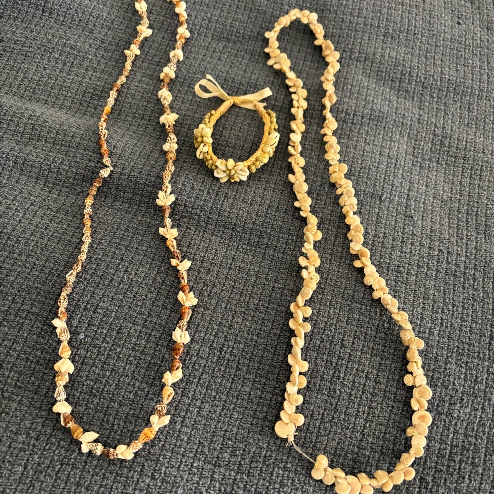 Puka Beads - Shell Necklace and Bracelet Set